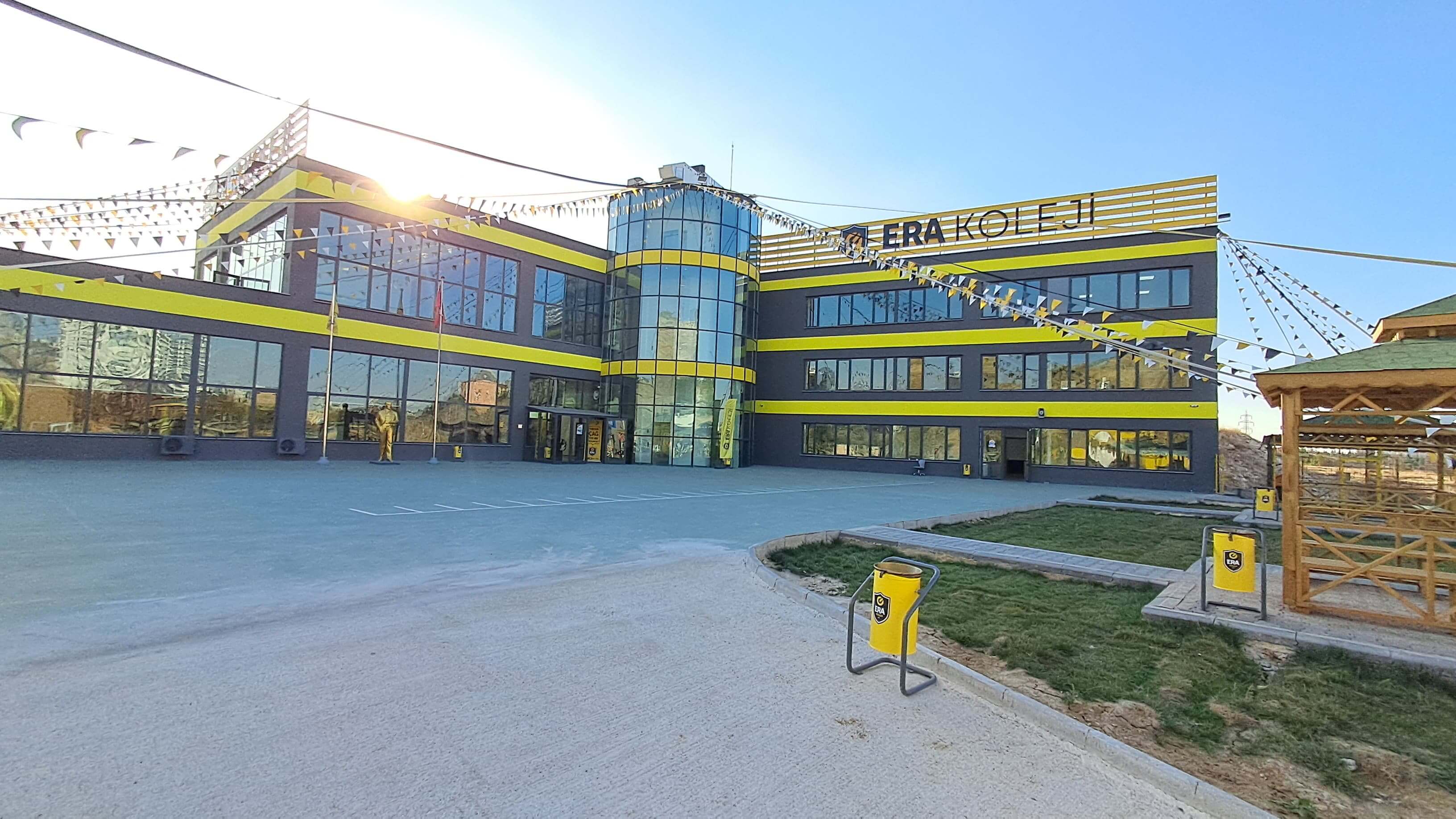 Era Koleji