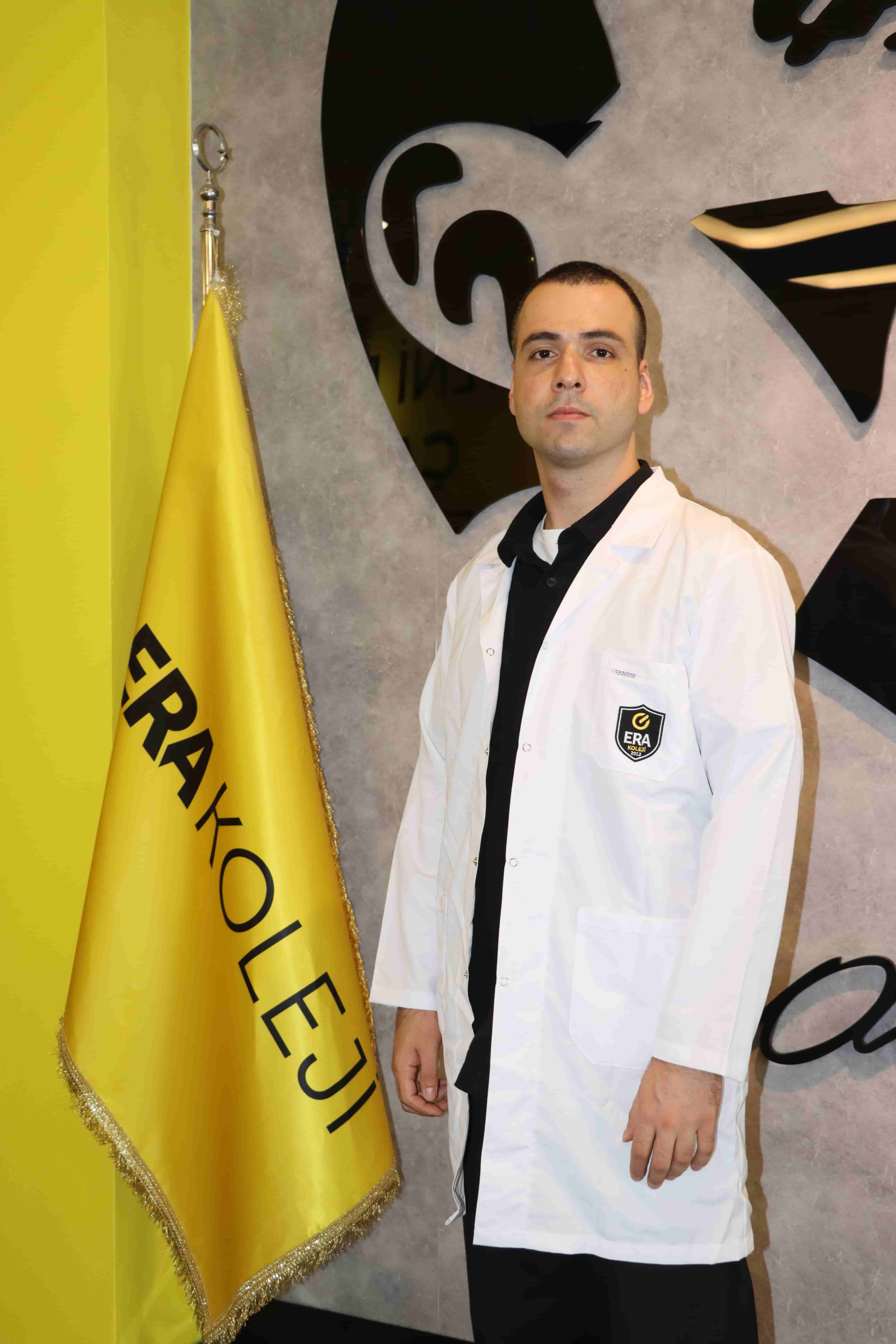 BUĞRAHAN BUL  — SINIF ÖĞRETMENİ (Kağıthane Kampüsü)