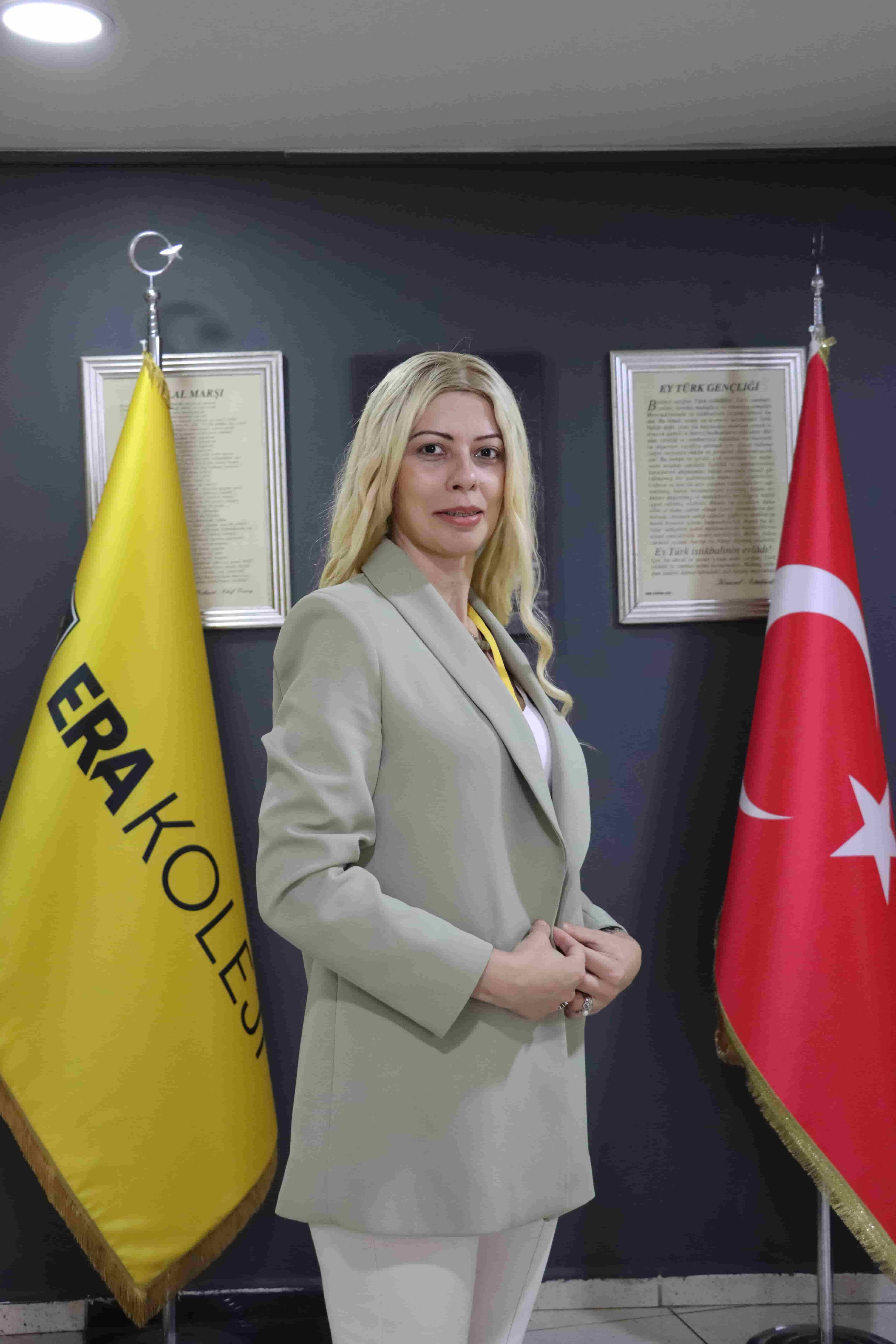 NURŞEN EZER — ORTAOKUL MÜDÜR YARDIMCISI (Florya Kampüsü)