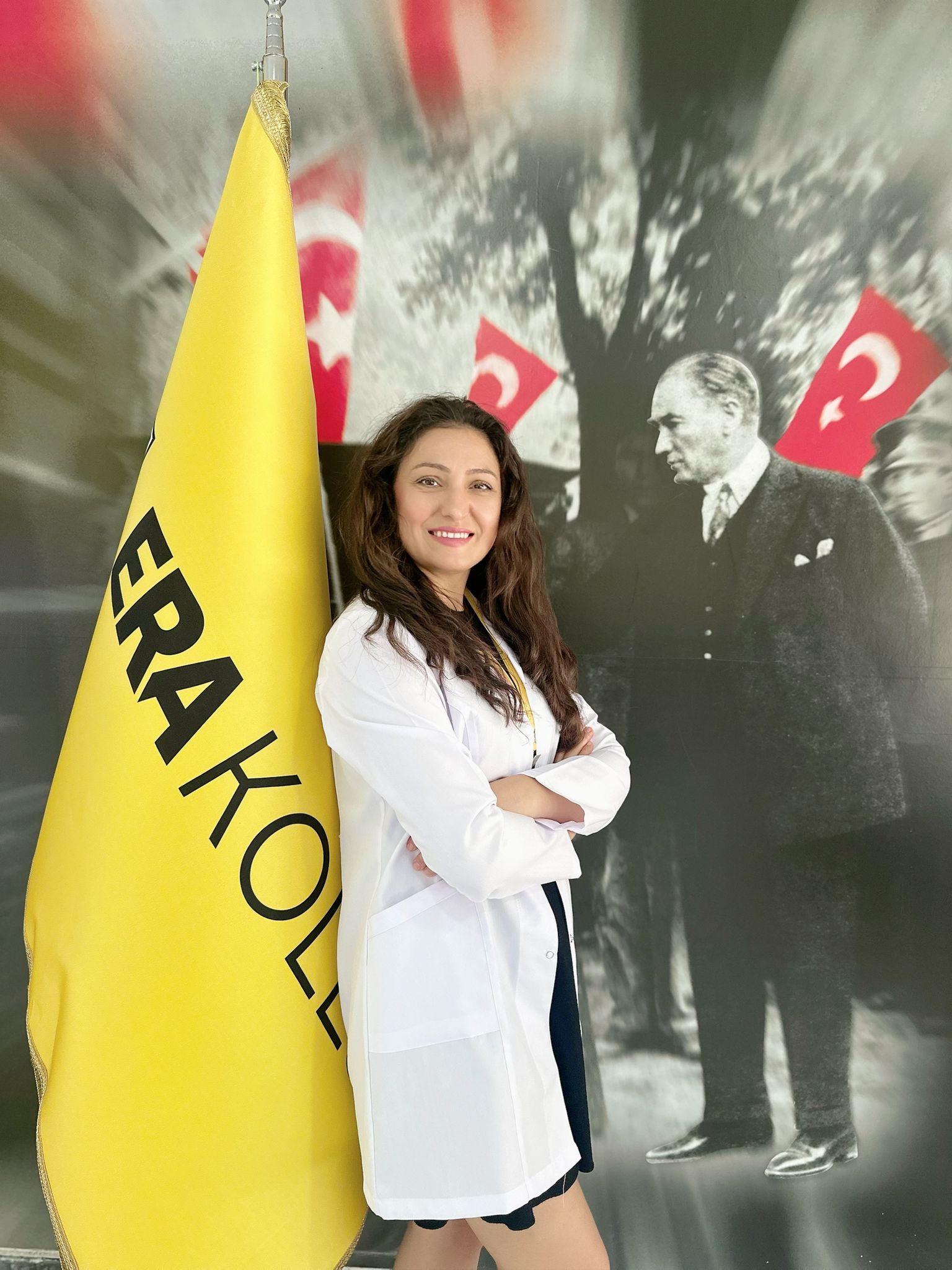 ESİN ERTEN — TÜRK DİLİ VE EDEBİYATI ÖĞRETMENİ (İzmir Mavişehir Kampüsü)