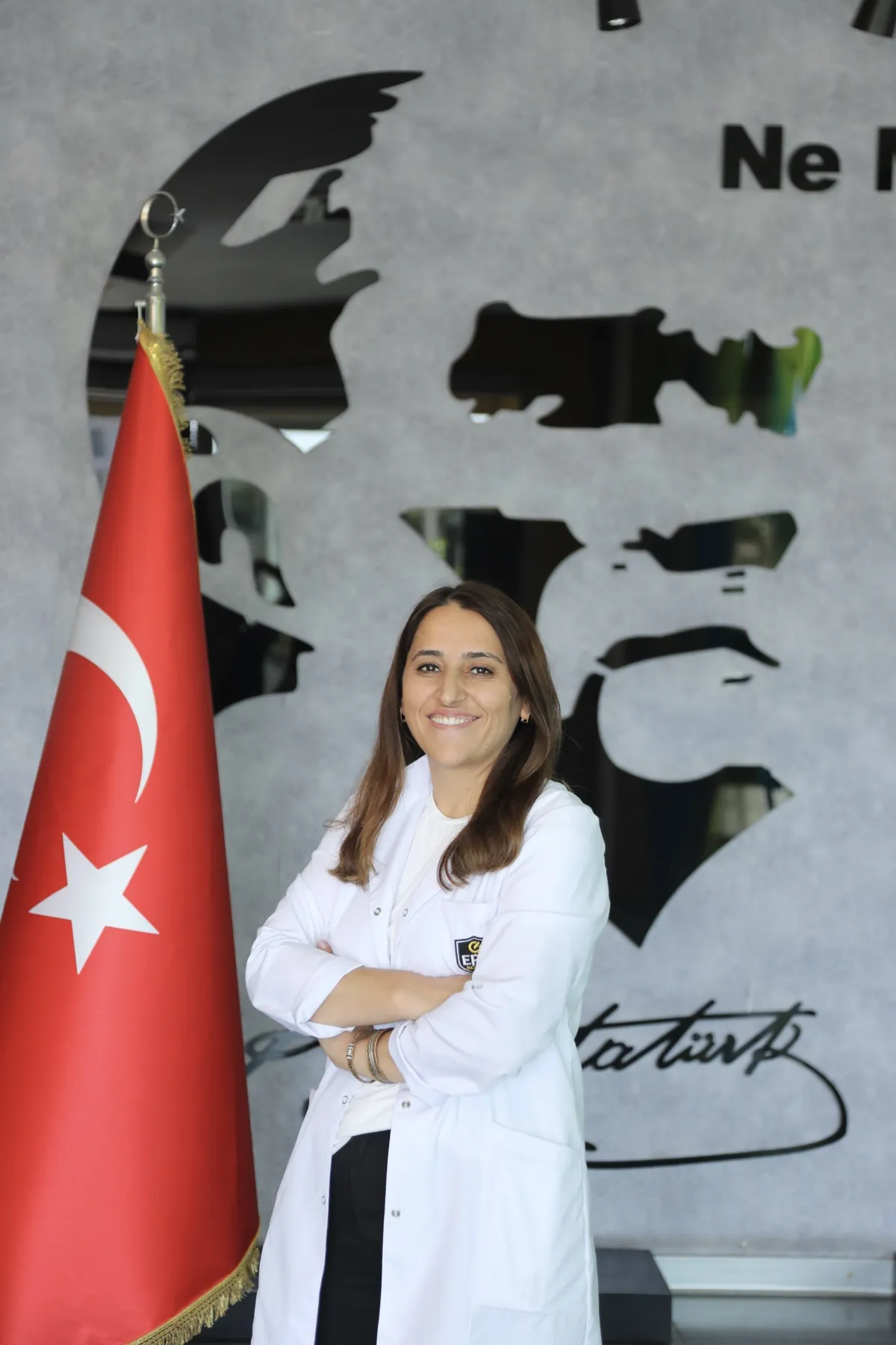 MELEK TAĞ  — FEN BİLGİSİ ÖĞRETMENİ  (Çamlıca Kampüsü)