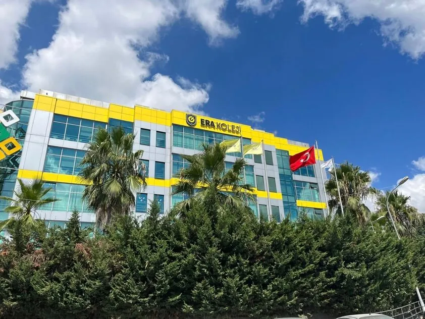 ERA Koleji Pendik Kampüsü - Lise — Okulumuz