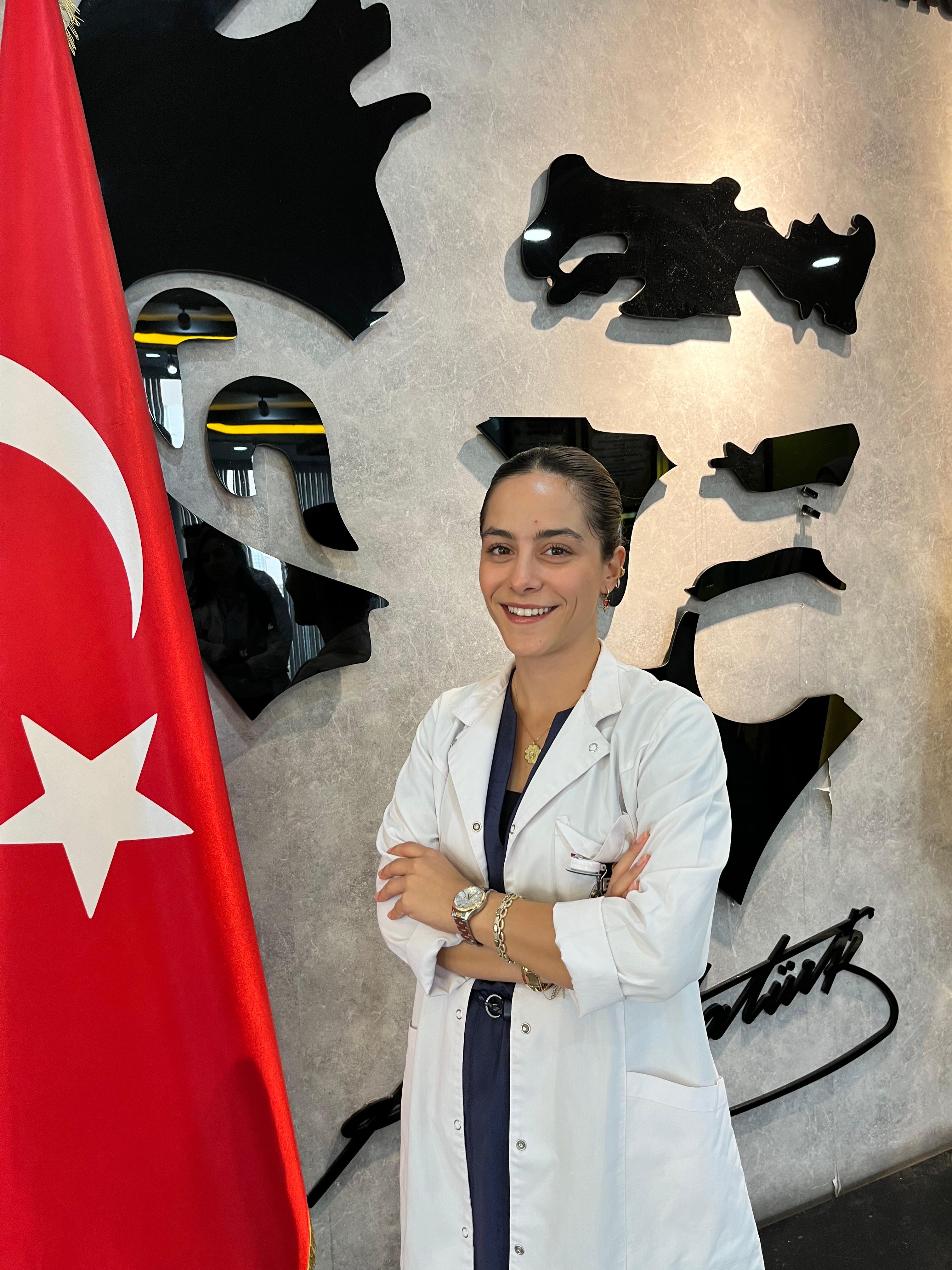 Aslıhan EMRE — Matematik Öğretmeni (Gaziosmanpaşa Kampüsü)