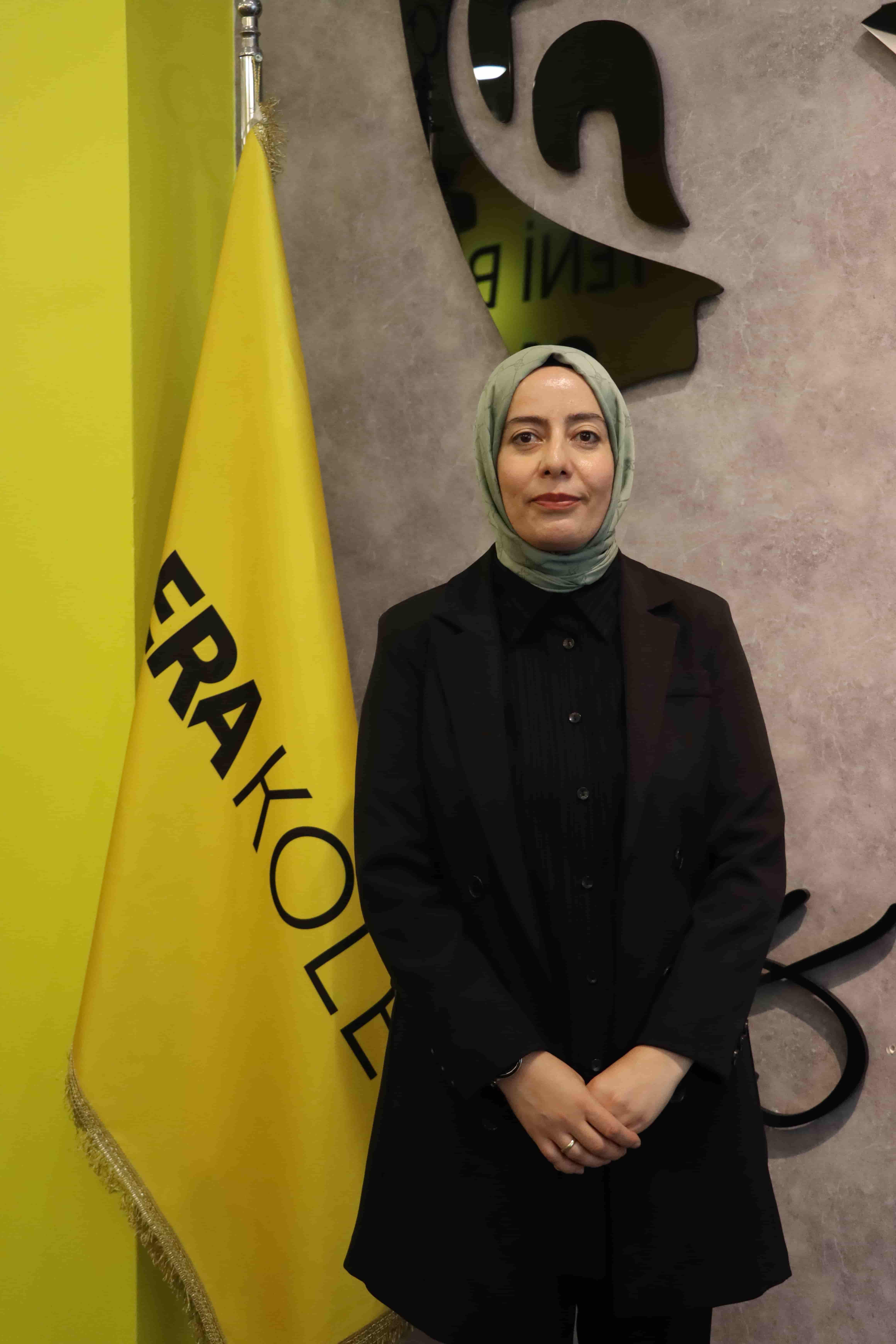 DENİZ ELMAS — SINIF ÖĞRETMENİ (Kağıthane Kampüsü)