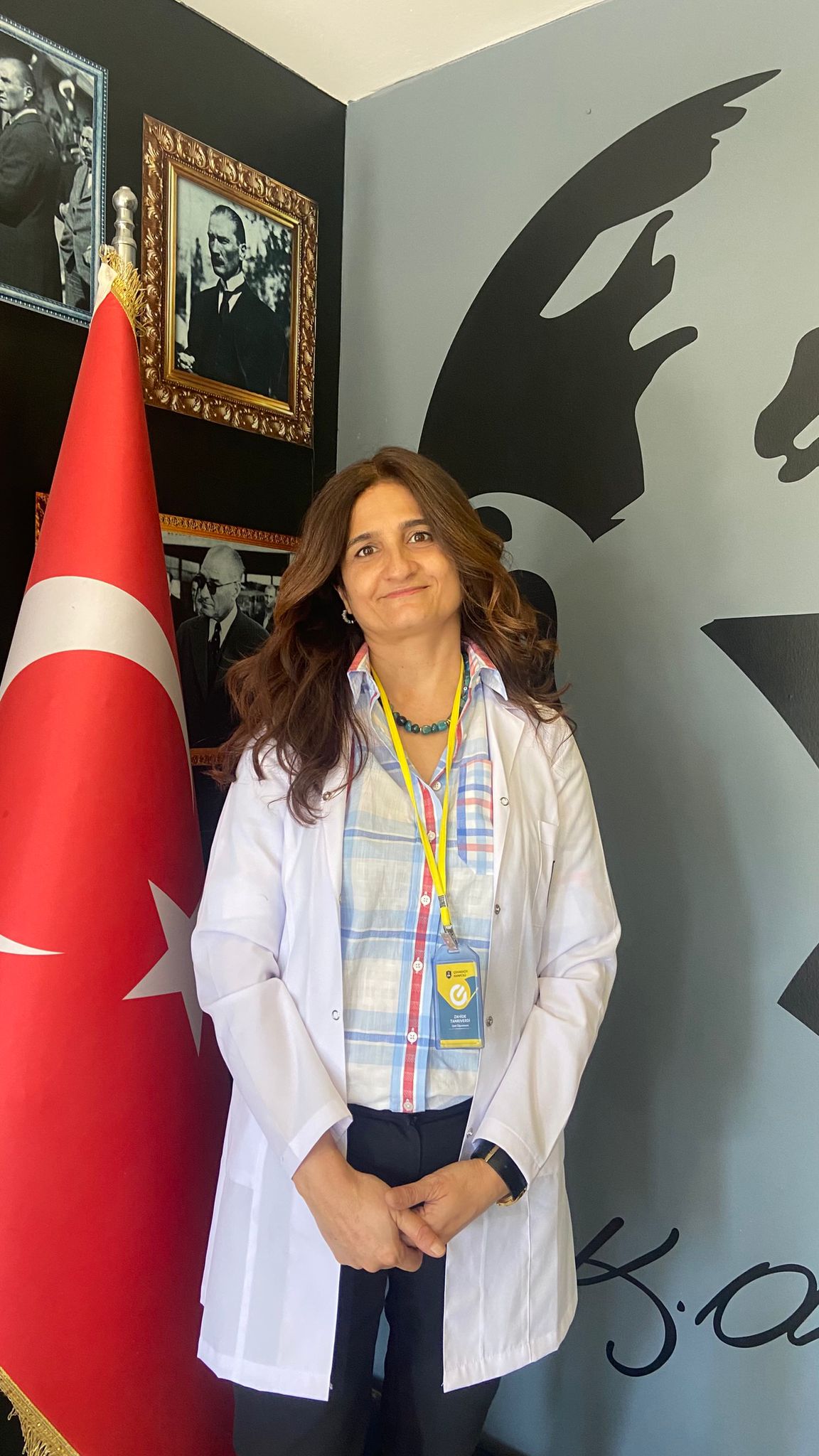 ZAHİDE TANRIVERDİ — SINIF ÖĞRETMENİ ZAHİDE TANRIVERDİ — SINIF ÖĞRETMENİ (Çekmeköy Kampüsü)