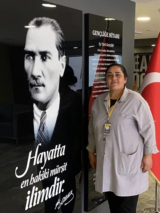 GÜLÜNAZ BUZ — KAT GÖREVLİSİ  (Pendik Kampüsü - Lise)