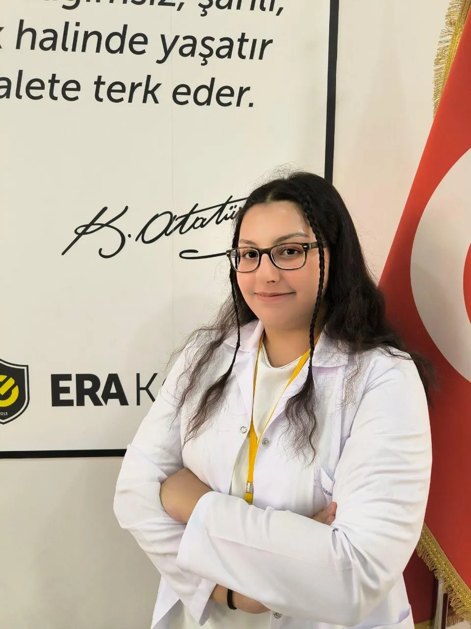 EMİNE HAZAL KILIÇ — İLKOKUL İNGİLİZCE ÖĞRETMENİ (Başakşehir Kampüsü)