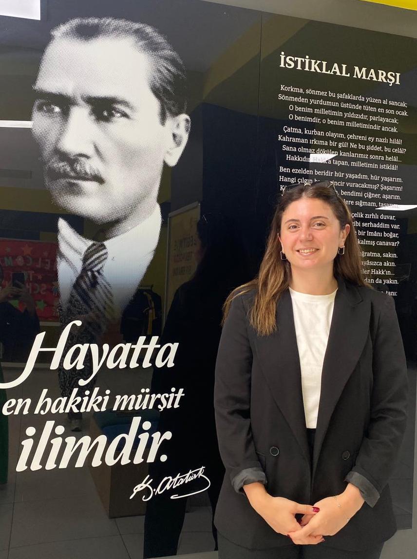 BÜŞRA GENÇ — ALMANCA ÖĞRETMENİ (Haliç Kampüsü)