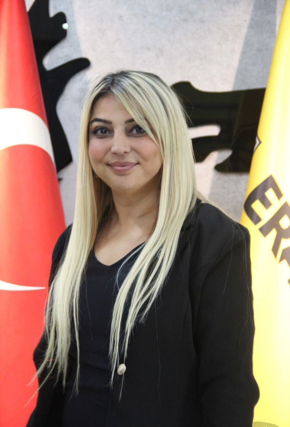 DUYGU VARLI — HALKLA İLİŞKİLER YÖNETİCİSİ (Kartal Kampüsü)