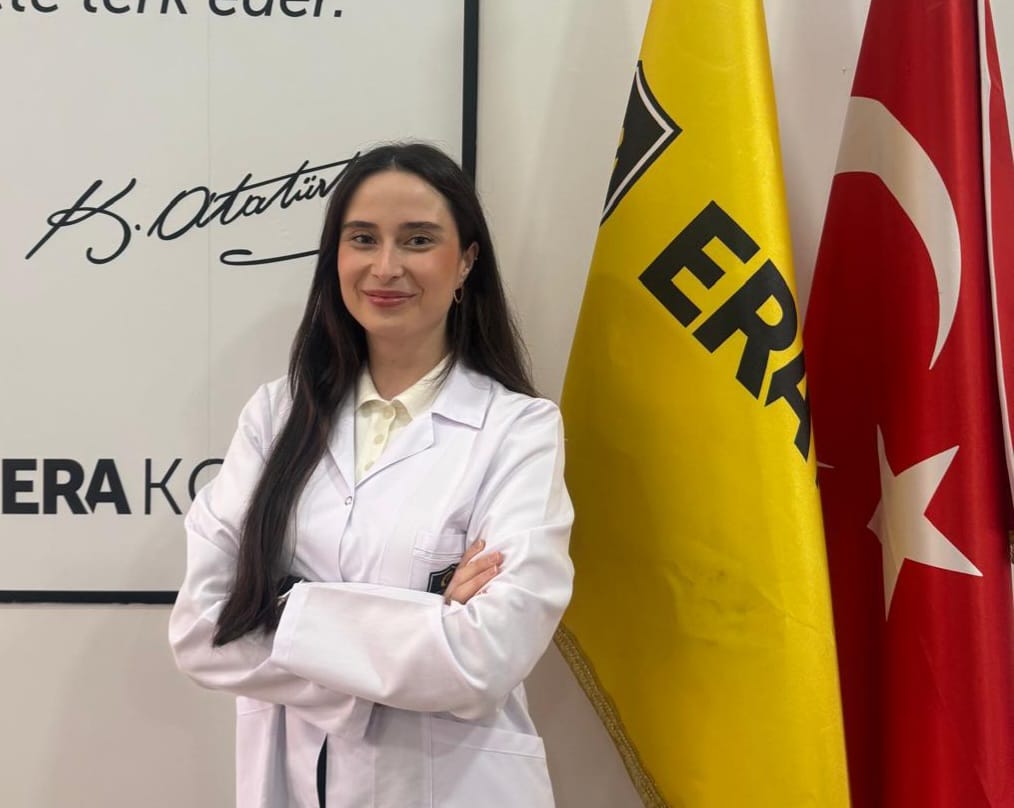 AYŞENUR CAM BUDAK — MÜZİK ÖĞRETMENİ AYŞENUR CAM BUDAK — MÜZİK ÖĞRETMENİ (Başakşehir Kampüsü)