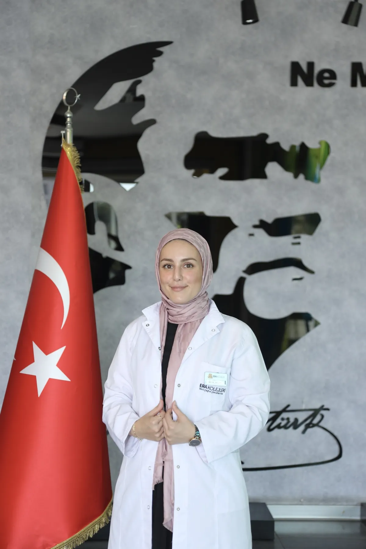 KÜBRA AKÇAY  — DİN KÜLTÜRÜ ÖĞRETMENİ (Çamlıca Kampüsü)