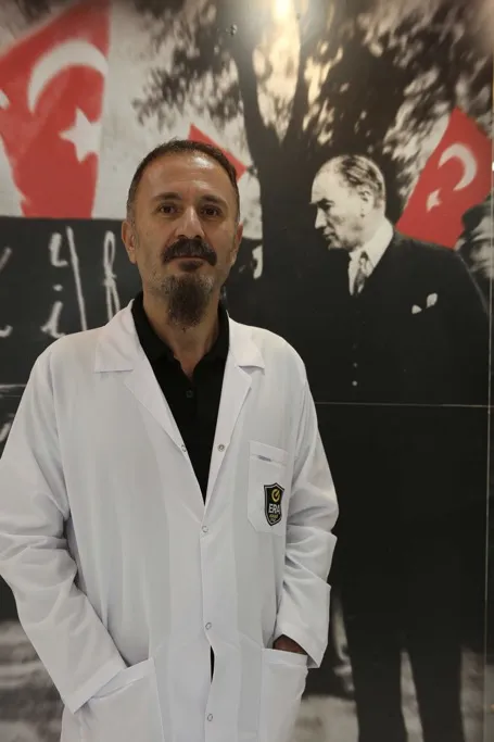 MUSTAFA ÖZDEMİR — FELSEFE ÖĞRETMENİ (Florya Kampüsü)