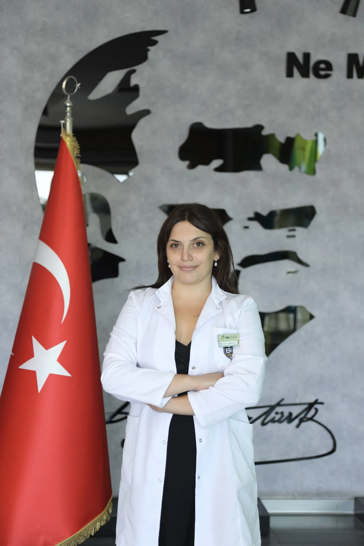 MELİSA GÜMRÜKÇÜ  — FEN BİLGİSİ ÖĞRETMENİ  (Çamlıca Kampüsü)