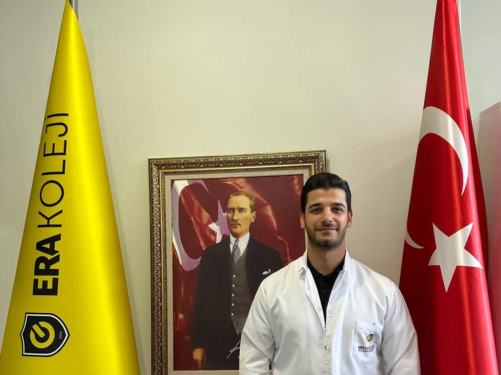 MAZLUM ECE — TARİH ÖĞRETMENİ (Şişli Bomonti Kampüsü)
