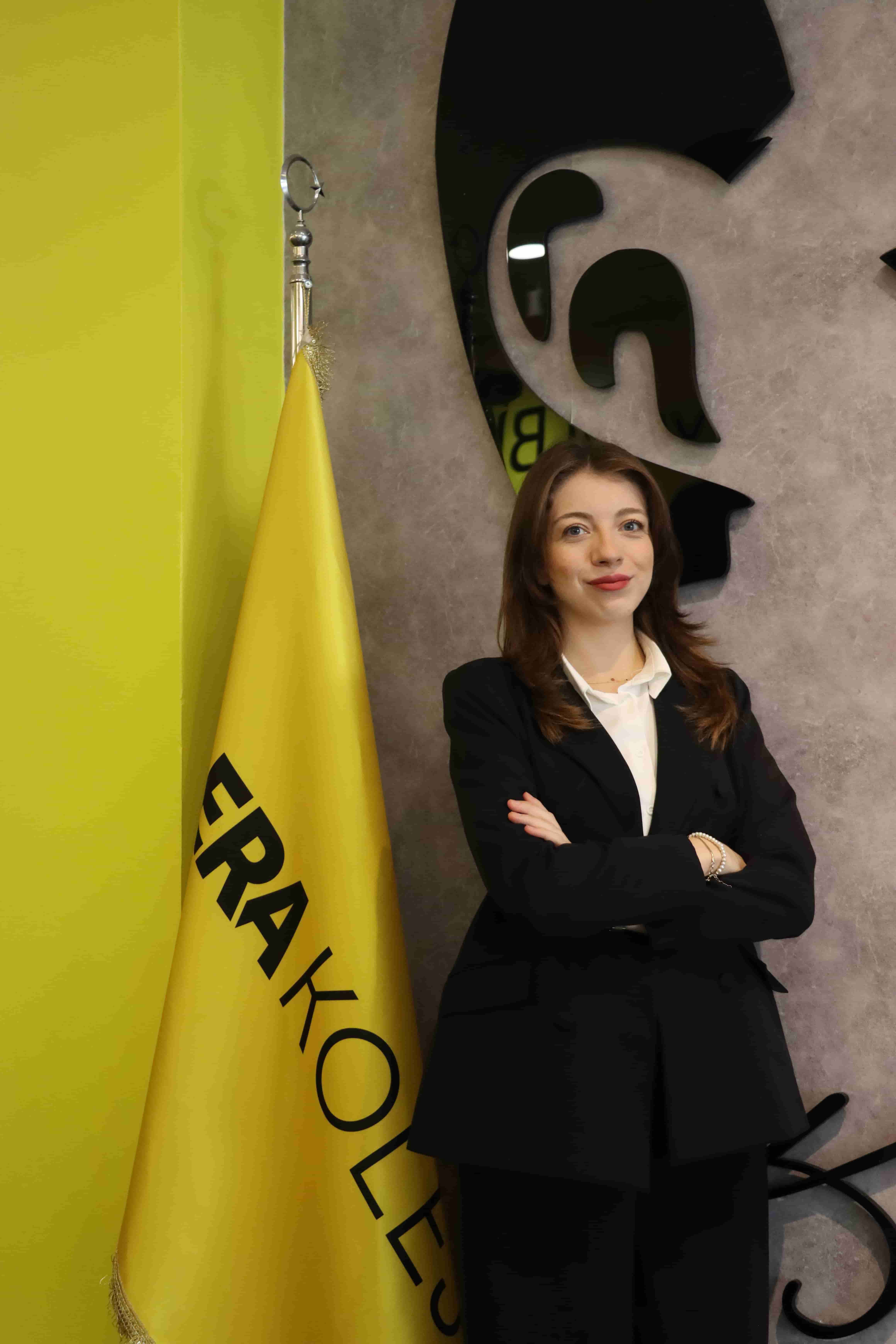 ÖZGE ÇOLAK — ORTAOKUL REHBER ÖĞRETMENİ (Kağıthane Kampüsü)