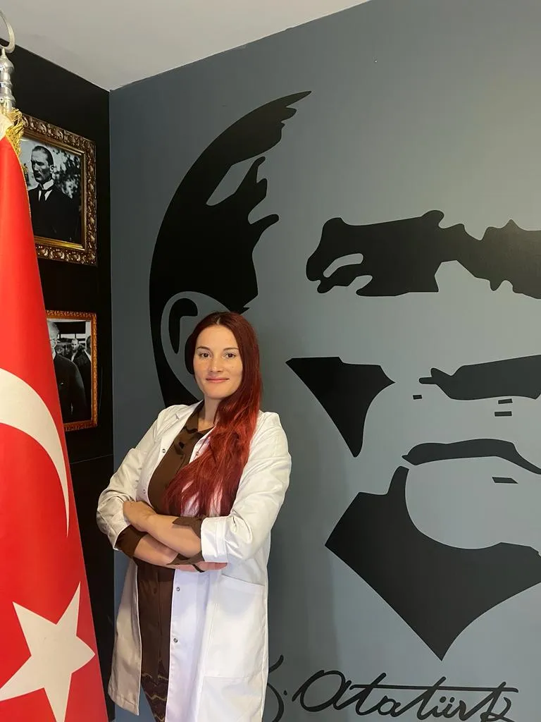 CEREN AYDIN — MÜZİK ÖĞRETMENİ (Çekmeköy Kampüsü)
