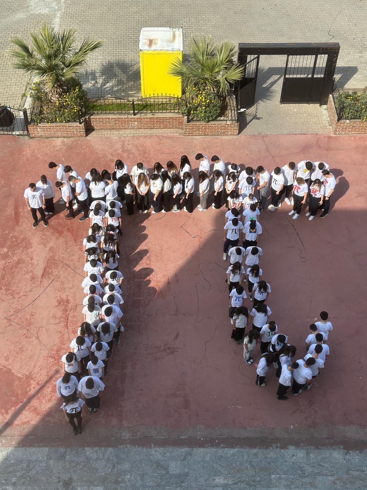 ERA Koleji – ERA Koleji İzmir Mavişehir Kampüsü’nde Lise Öğrencileriyle Pi Günü Etkinliği görseli