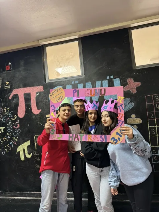 ERA Koleji – ERA Koleji Florya Anadolu Lisesi Pi Günü  görseli