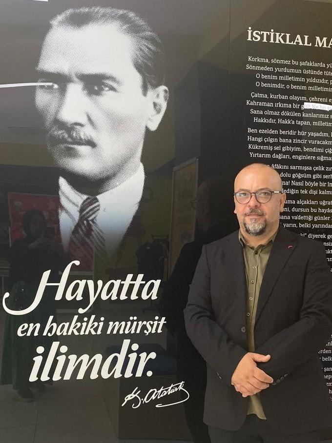 O. KUBİLAY DOĞUŞ — GÖRSEL SANATLAR ÖĞRETMENİ (Haliç Kampüsü)