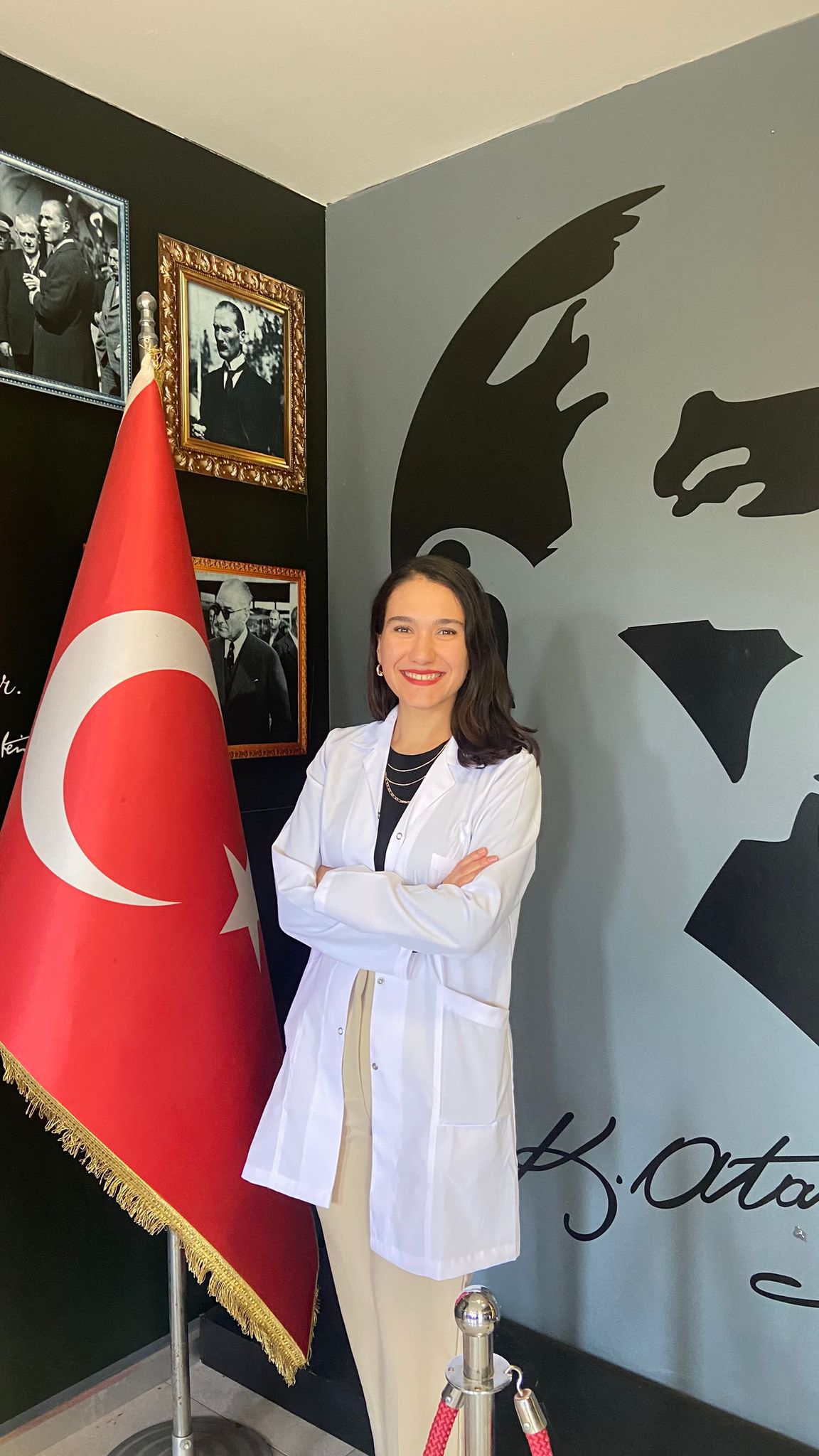 JULİDE BUSE ZAFER — FEN BİLGİSİ ÖĞRETMENİ JULİDE BUSE ZAFER — FEN BİLGİSİ ÖĞRETMENİ (Çekmeköy Kampüsü)