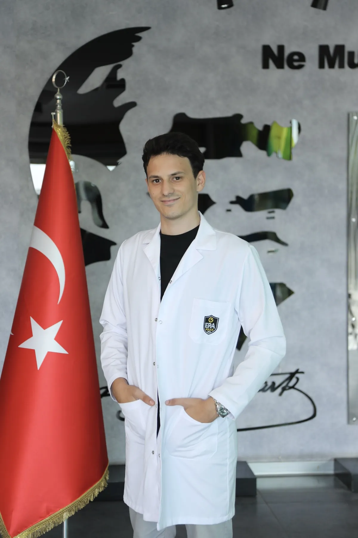 EMİR SÖNMEZ  — SINIF ÖĞRETMENİ  (Çamlıca Kampüsü)