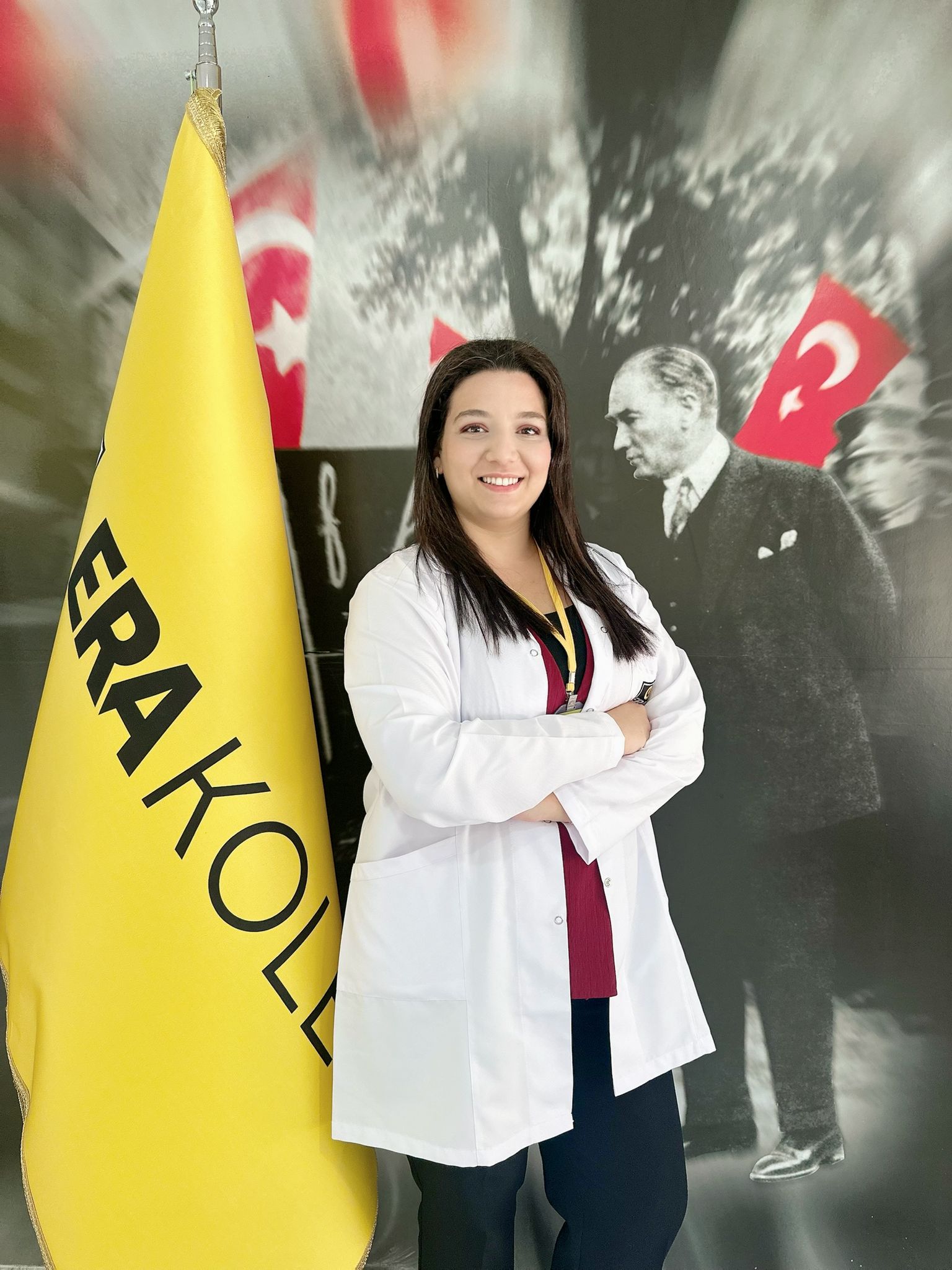 ECEM GÜLMEZ — SOSYAL BİLGİLER ÖĞRETMENİ (İzmir Mavişehir Kampüsü)