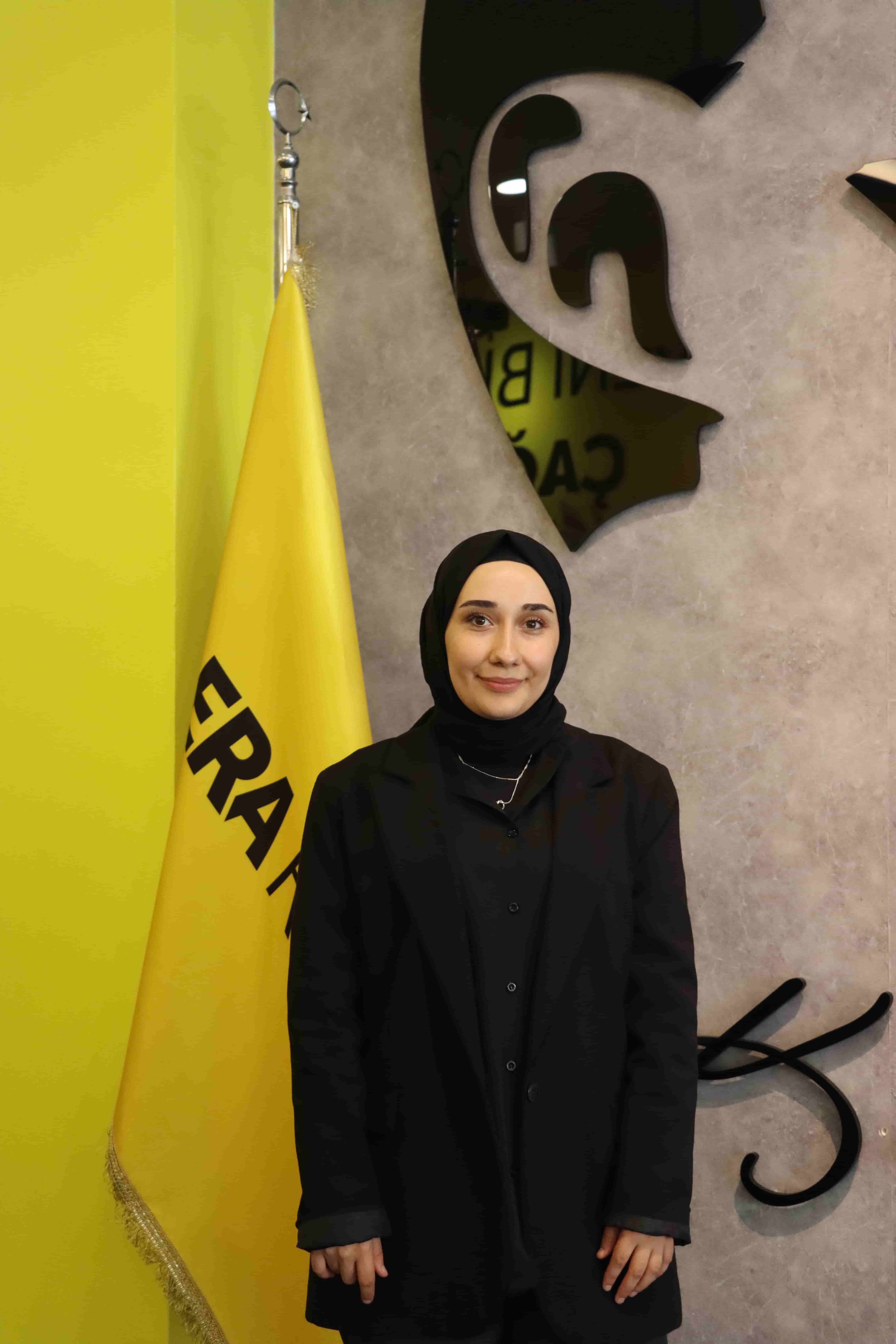 BAHAR KARATAŞ — SINIF ÖĞRETMENİ (Kağıthane Kampüsü)