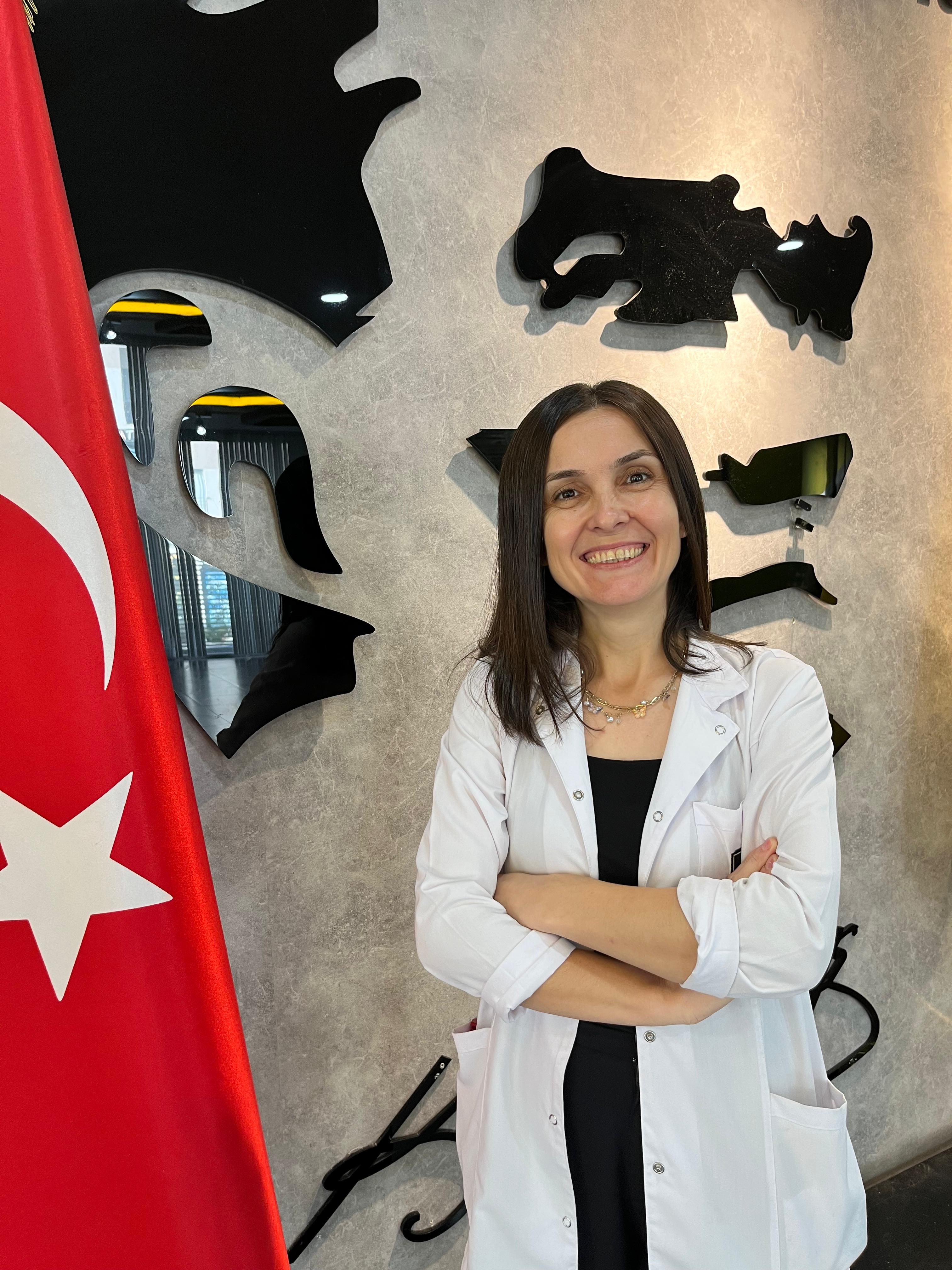 Özlem TAŞÇILAR — Türkçe Öğretmeni (Gaziosmanpaşa Kampüsü)