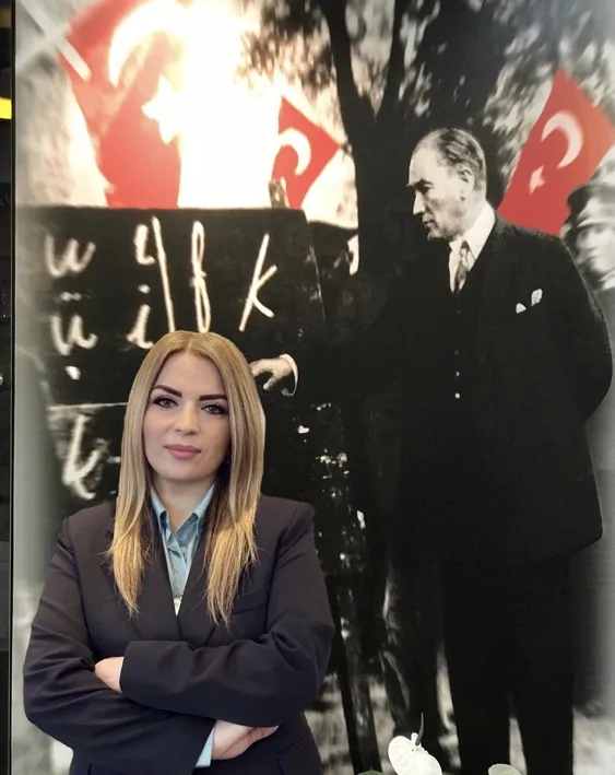 NEJLA CINDIL — HALKLA İLİŞKİLER SORUMLUSU  (Maltepe Kampüsü)