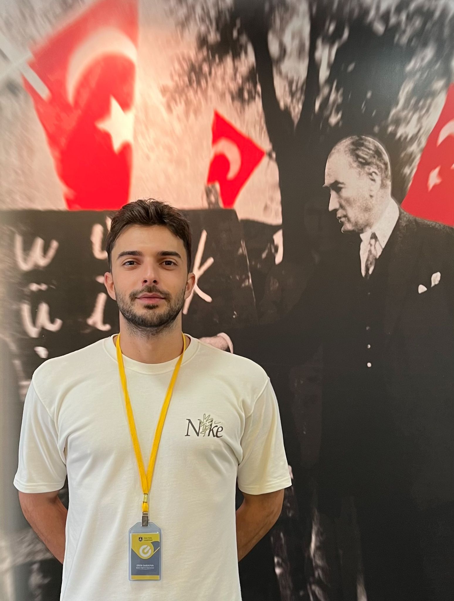 EREN SARIAYVA  — BEDEN EĞİTİMİ ÖĞRETMENİ  (Maltepe Kampüsü)