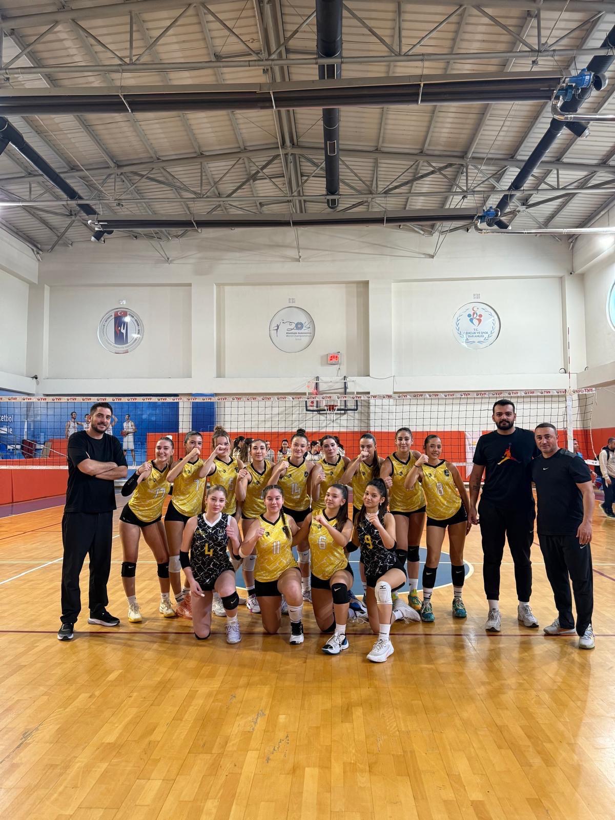 ERA Koleji – ERA Koleji İzmir Mavişehir Kampüsü Voleybol Takımı Sezona Galibiyetle Başladı! görseli