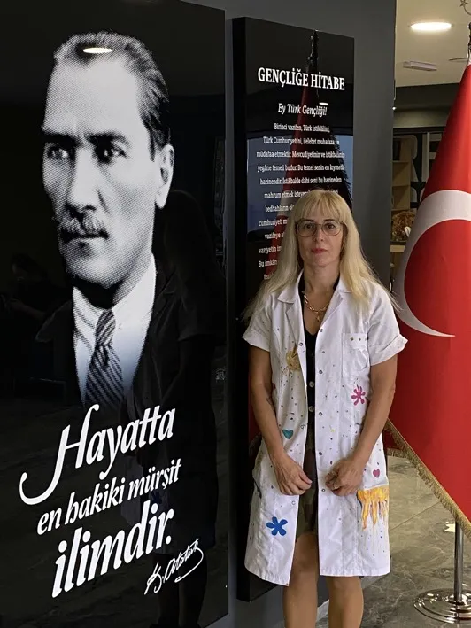 YETİŞ ÇETİN — GÖRSEL SANATLAR ÖĞRETMENİ (Pendik Kampüsü - Lise)