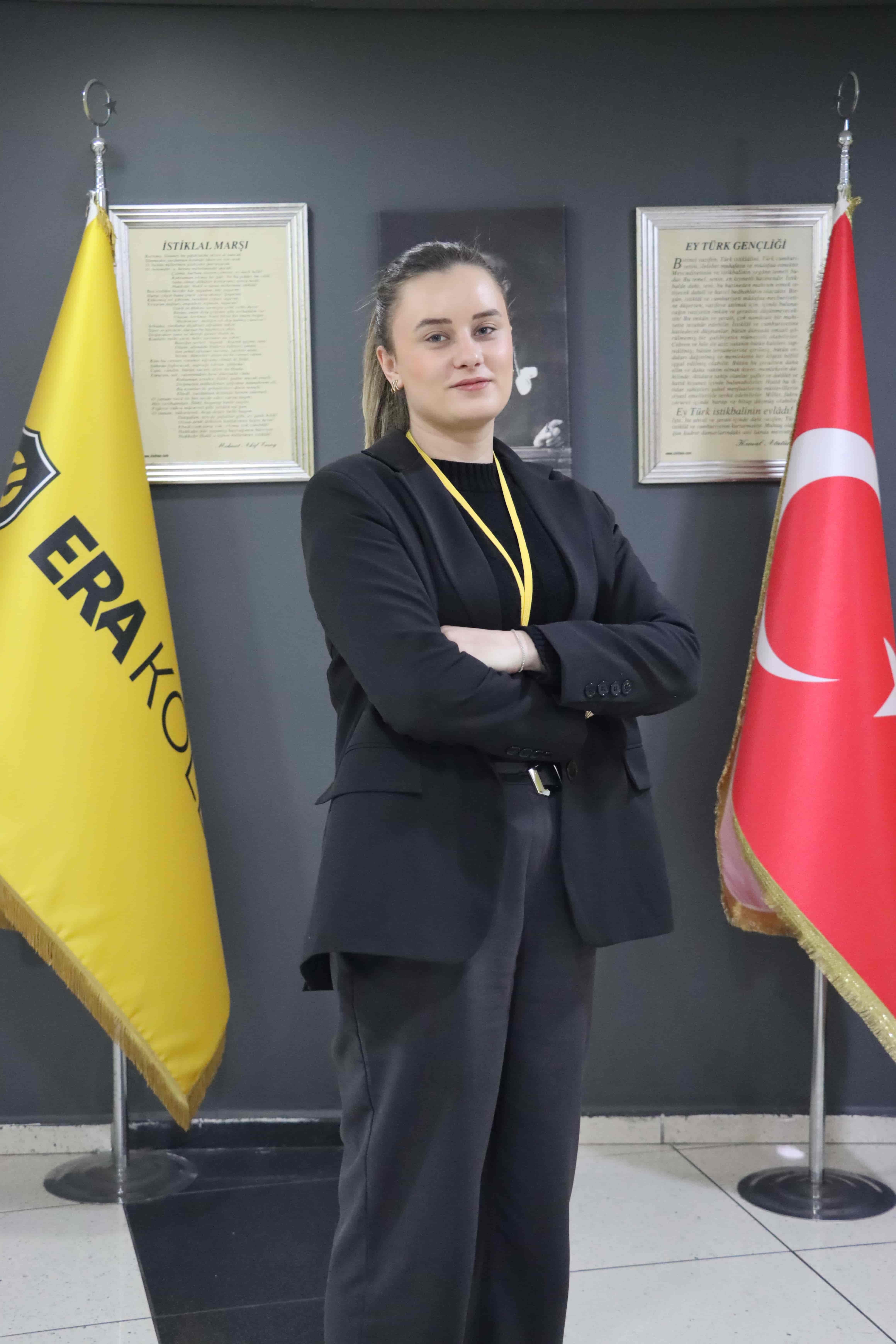 YAĞMUR BOZKURT — DANIŞMA (Florya Kampüsü)