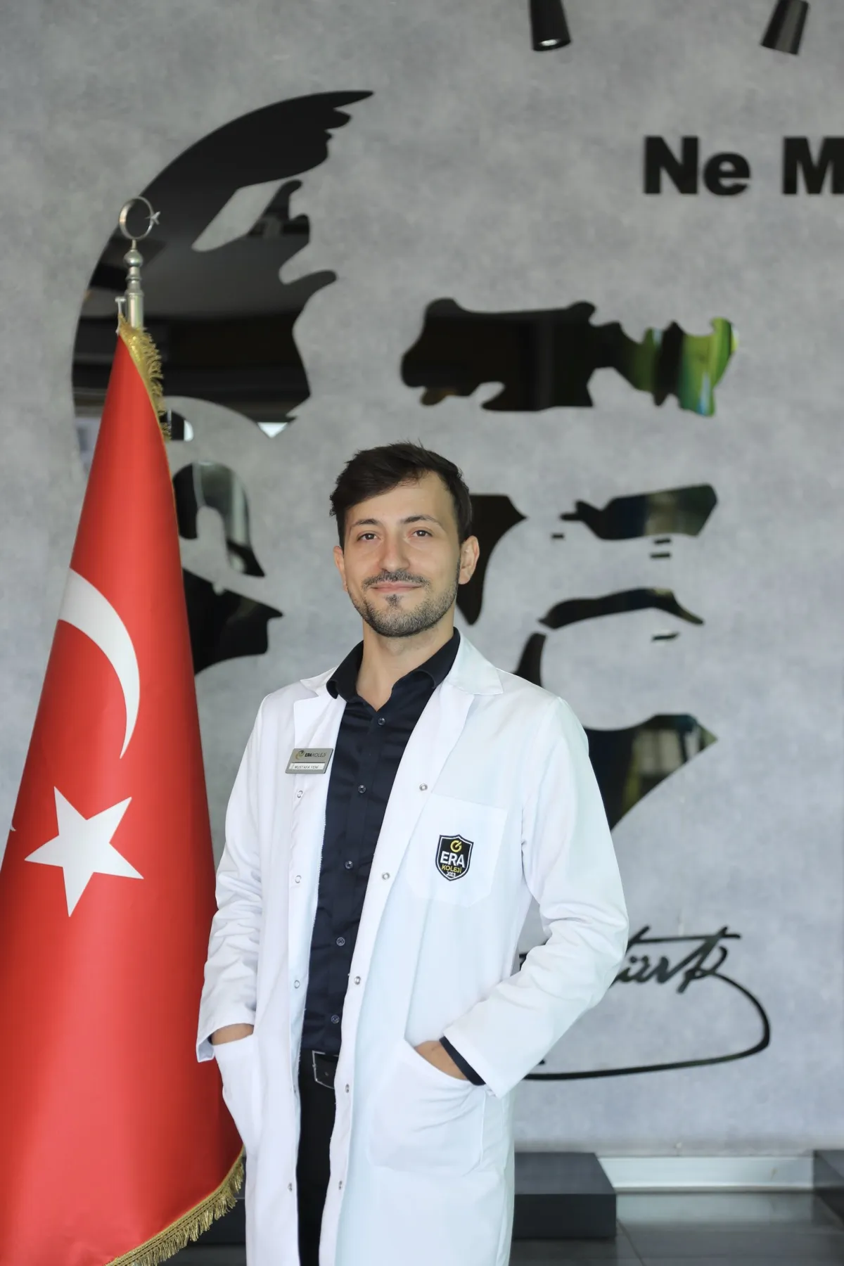 MUSTAFA YENİ  — SINIF ÖĞRETMENİ  (Çamlıca Kampüsü)