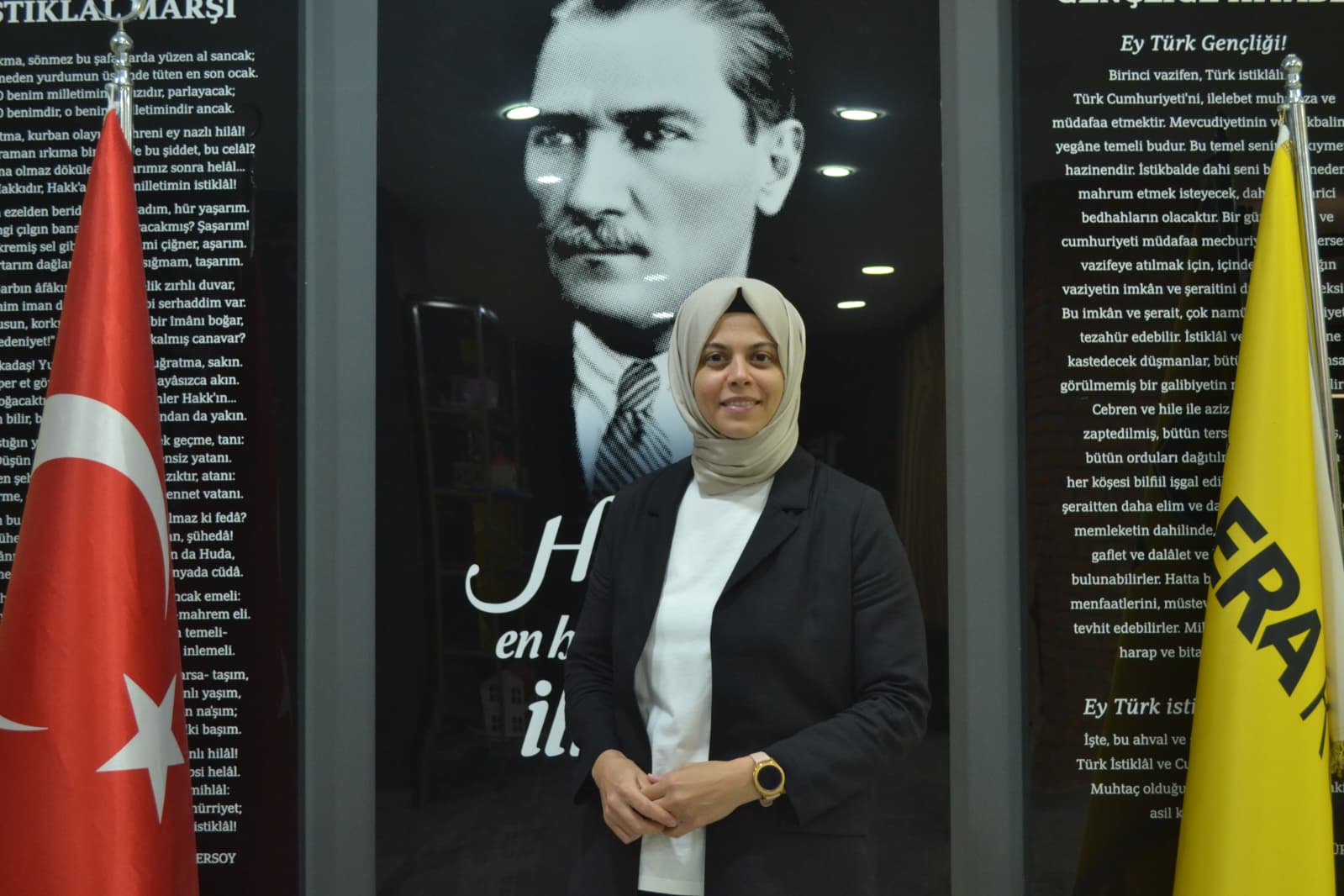 TÜRKMEN AYAKSIZ TUTKUN  — LİSE BİYOLOJİ ÖĞRETMENİ (Şişli Bomonti Kampüsü)