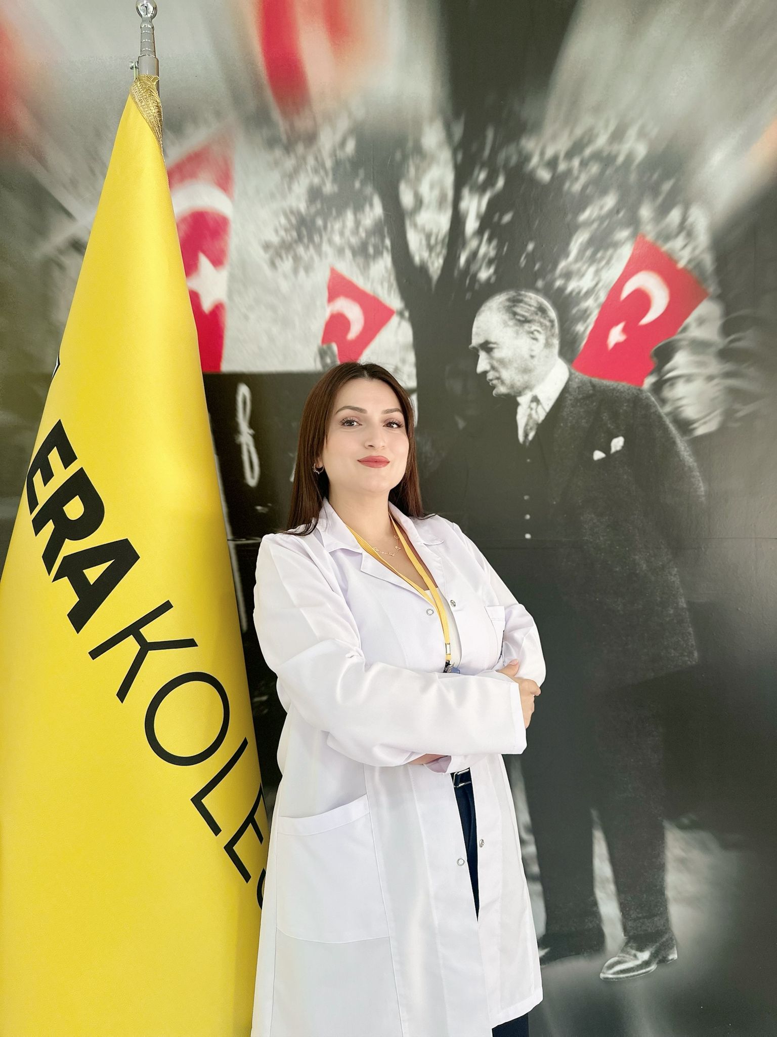 EMEL KARACAOĞLU ÖN — FELSEFE ÖĞRETMENİ (İzmir Mavişehir Kampüsü)