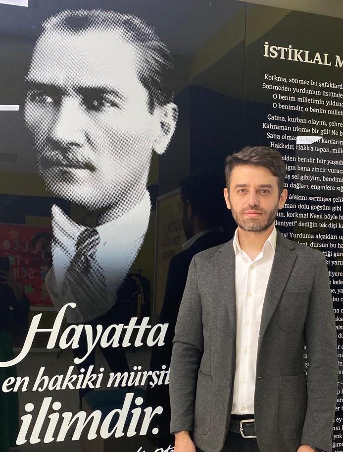 KAZIM ARASLI — MATEMATİK ÖĞRETMENİ (Haliç Kampüsü)