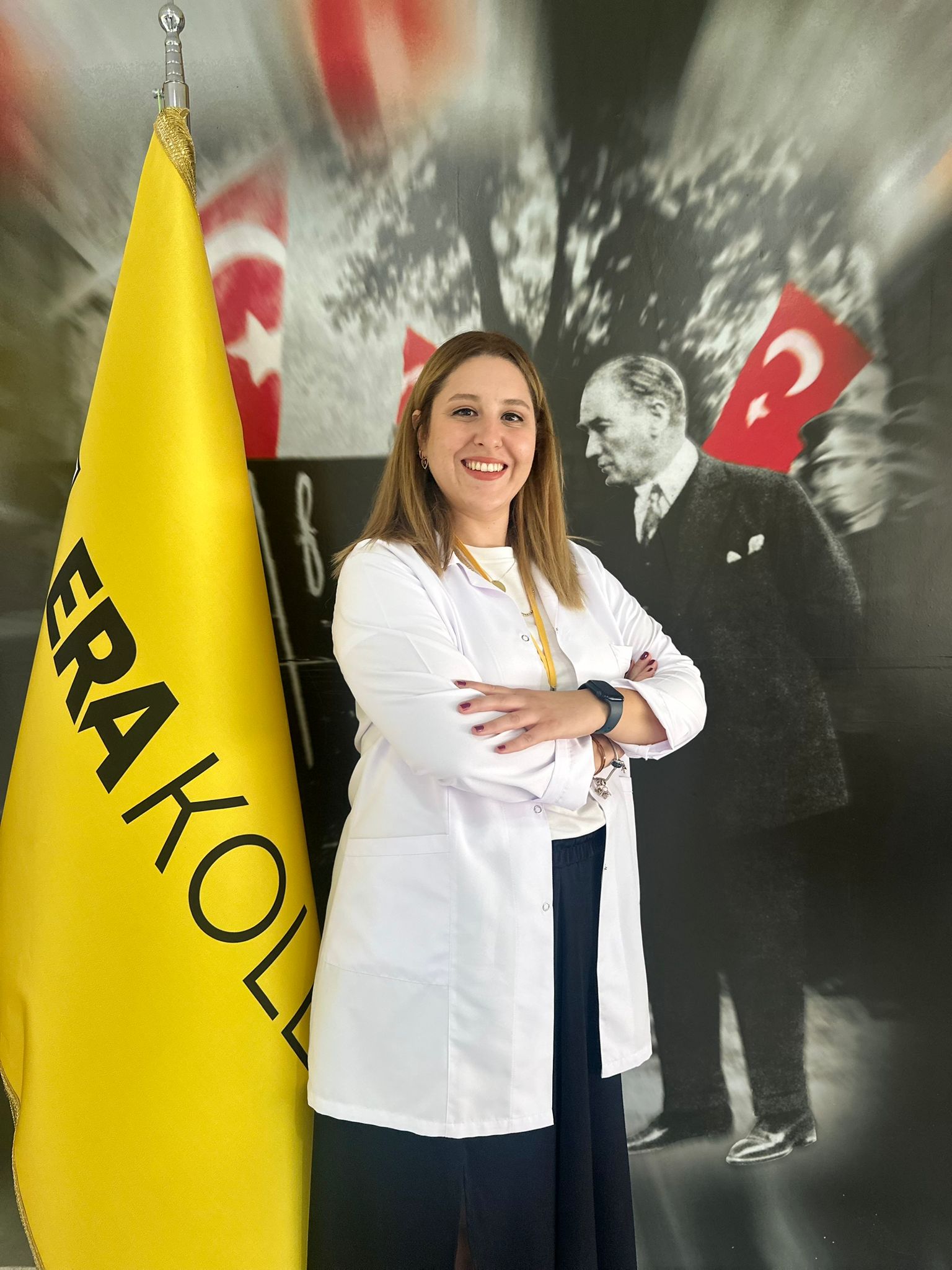 NAZLICAN BİLİSTER — KİMYA ÖĞRETMENİ (İzmir Mavişehir Kampüsü)